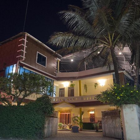 Vedha Ayurvedic Panchakarma Treatment Centre Hotel Alappuzha Kültér fotó