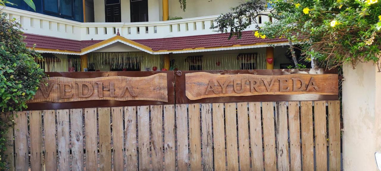 Vedha Ayurvedic Panchakarma Treatment Centre Hotel Alappuzha Kültér fotó